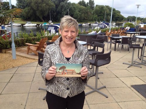 #WishYouWereHere Chch, former Mayor Lianne Dalziel, Julia Holden&#x27;s Catholic Basilica Postcard